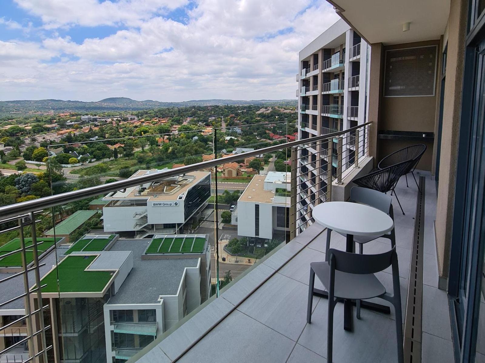 Menlyn Maine Luxury Rentals Pretoria Luaran gambar